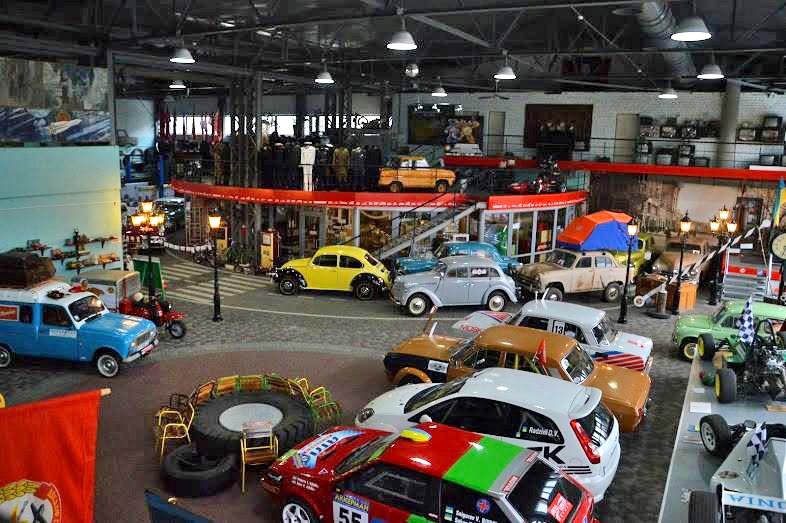 Musée des voitures anciennes de Time Machine