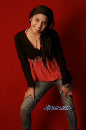 107454 - Liliana &Acirc;ge: 22 - P&eacute;rou