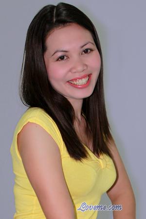 111876 - Liezl &Acirc;ge: 22 - Philippines