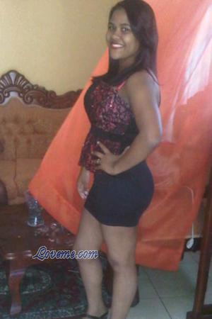 146141 - Caterine Âge: 32 - Dominican Republic