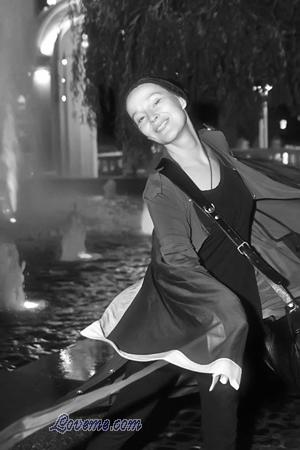 148907 - Helena &Acirc;ge: 57 - Ukraine