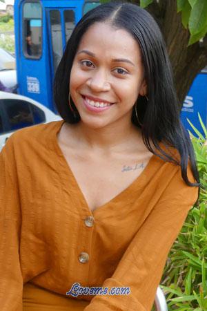 188036 - Angie &Acirc;ge: 31 - Colombie