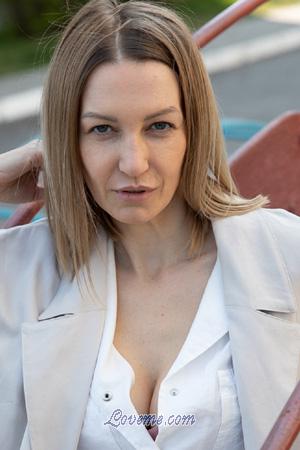 193426 - Tatiana Âge: 43 - Ukraine