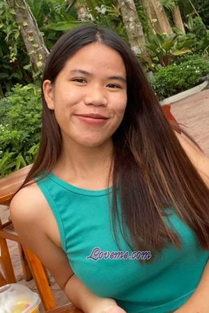 211507 - Apinya &Acirc;ge: 20 - Tha&iuml;lande