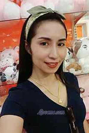 211592 - Chamaiporn Âge: 42 - Thaïlande