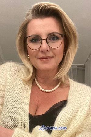 214842 - Svitlana &Acirc;ge: 50 - Ukraine