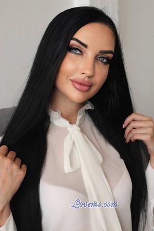 221606 - Svitlana Âge: 39 - Ukraine