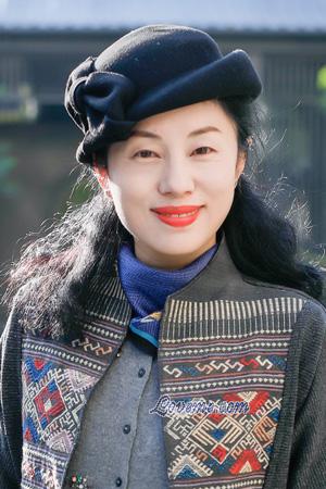 Ladies of Chine