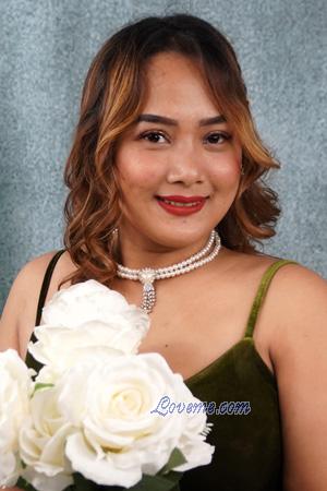 221923 - Jovelyn Âge: 30 - Philippines