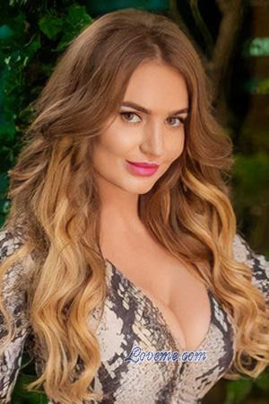 222769 - Lana Âge: 39 - Ukraine
