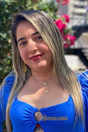 223127 - Monica Âge: 44 - Colombie