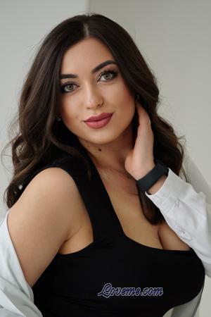 223280 - Alona Âge: 28 - Ukraine