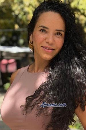 223663 - Paola Âge: 48 - Colombie