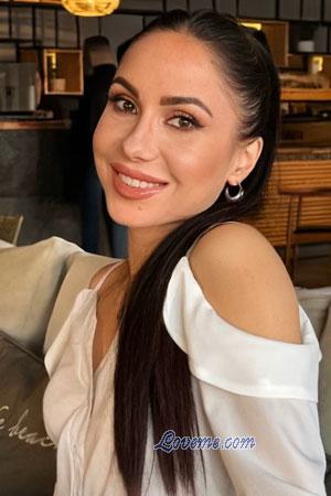 223697 - Valentyna Âge: 43 - Ukraine
