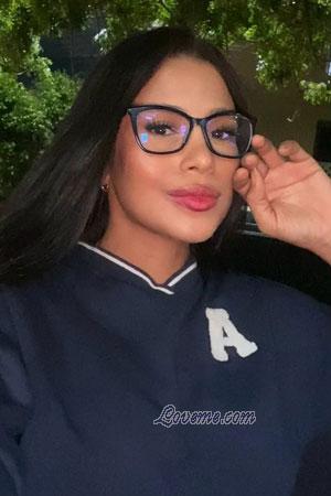 223710 - Ana Milena Âge: 27 - Colombie