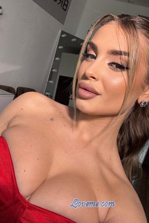 223774 - Mariia Âge: 22 - Ukraine