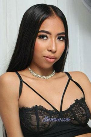 223833 - Julieth Âge: 23 - Colombie