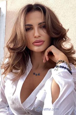 224110 - Irina Âge: 51 - Ukraine