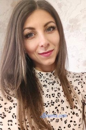 224115 - Julia &Acirc;ge: 37 - Ukraine