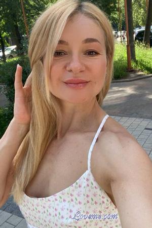 224224 - Valentina Âge: 46 - Ukraine