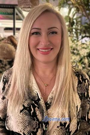 224244 - Tetiana &Acirc;ge: 52 - Ukraine