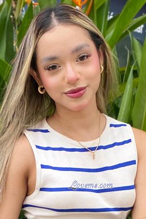 224729 - Isabella Âge: 18 - Colombie