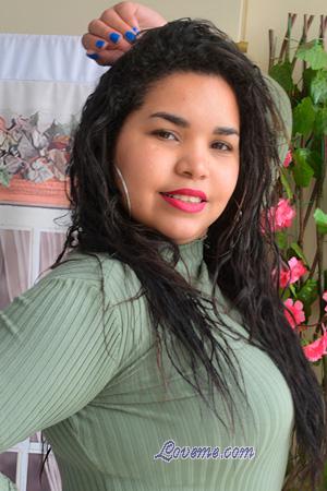 225021 - Roxibel Âge: 30 - Pérou