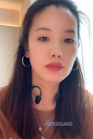 225301 - Lina Âge: 44 - Chine