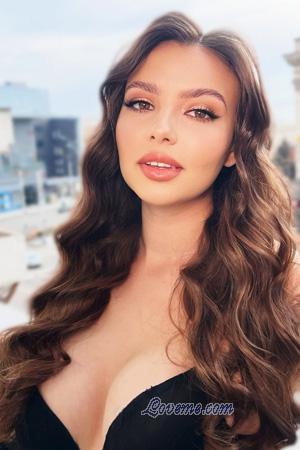 225393 - Tetiana Âge: 26 - Ukraine