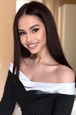 225472 - Diana Âge: 24 - Ukraine