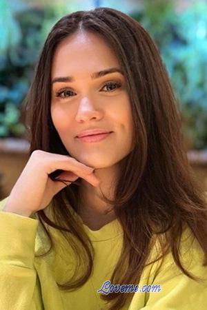 225584 - Anastasiia Âge: 40 - Ukraine