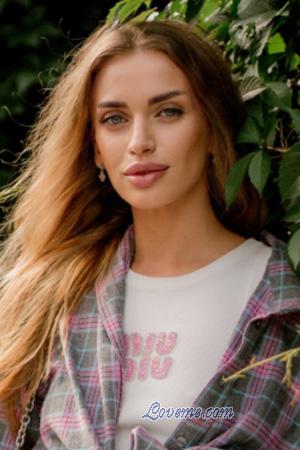 225667 - Valentina Âge: 30 - Ukraine