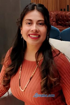 225682 - Deysi Âge: 39 - Pérou