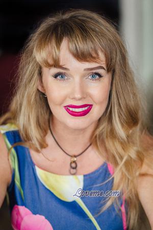 225755 - Tetiana &Acirc;ge: 51 - Ukraine