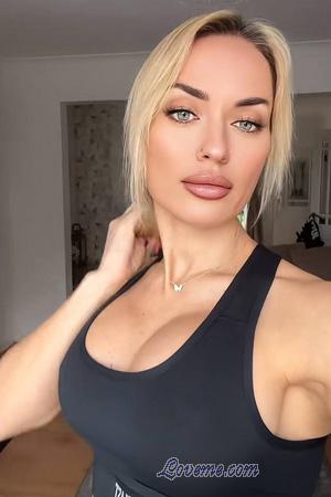 225942 - Olga &Acirc;ge: 37 - Moldavie