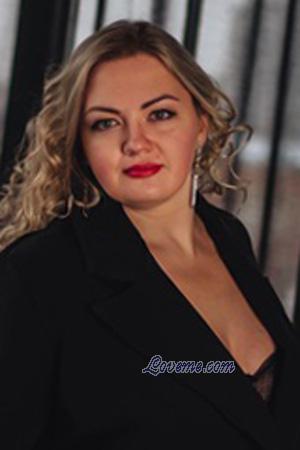 226096 - Olena &Acirc;ge: 46 - Ukraine