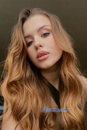 226295 - Viktoriia &Acirc;ge: 21 - Ukraine