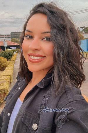 226317 - Danielle &Acirc;ge: 32 - Brazil