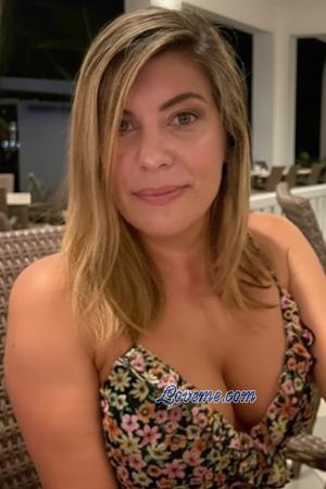 226628 - Liliana &Acirc;ge: 44 - Colombie