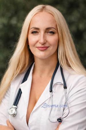 226803 - Mariana &Acirc;ge: 33 - Ukraine