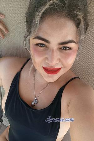 226835 - Xochilt &Acirc;ge: 35 - Costa Rica