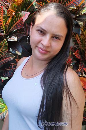 226999 - Priscila &Acirc;ge: 25 - Costa Rica