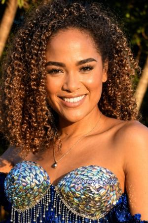 227434 - Daniela &Acirc;ge: 25 - Colombie