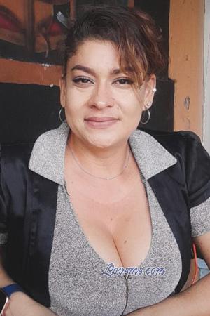 227892 - Nancy &Acirc;ge: 48 - Costa Rica