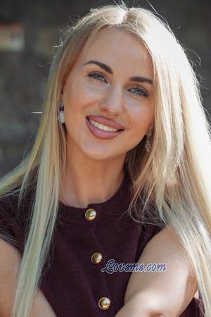 227937 - Anna &Acirc;ge: 42 - Ukraine