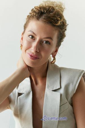 228047 - Maryna &Acirc;ge: 40 - Ukraine