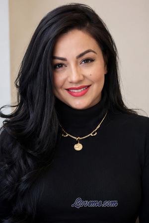 228092 - Viridiana  &Acirc;ge: 41 - Mexique