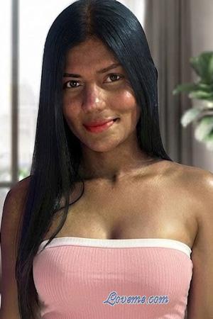 228306 - Laura &Acirc;ge: 26 - Colombie