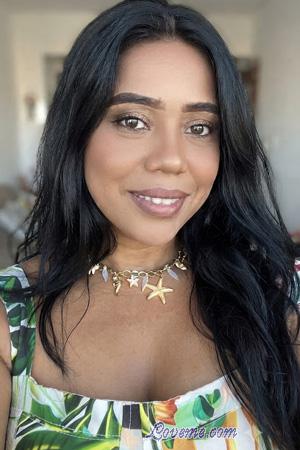 228307 - Adriana &Acirc;ge: 37 - Colombie
