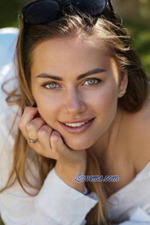 228429 - Oleksandra &Acirc;ge: 38 - Ukraine